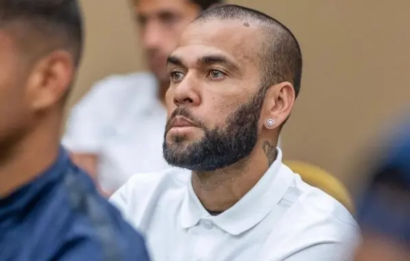 Ministério Público da Espanha se posiciona contra a liberdade provisória de Daniel Alves, acusado de estupro