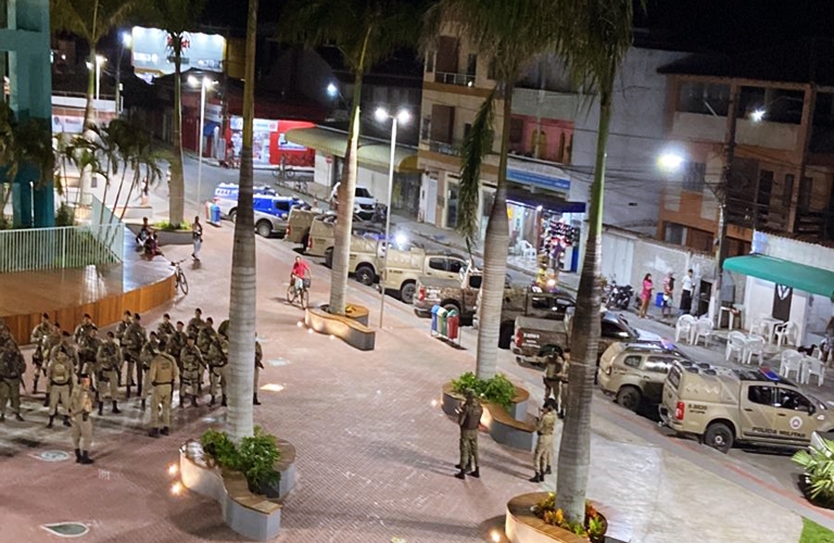 Terror: Bandidos da facção BDM ameaçam rivais na cidade de Alcobaça; Polícia Militar fecha o cerco