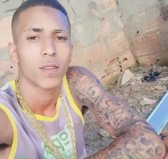 Ibirapuã: Jovem é morto com violento golpe de faca no peito; vitima teria dado um tapa na cara do autor do crime