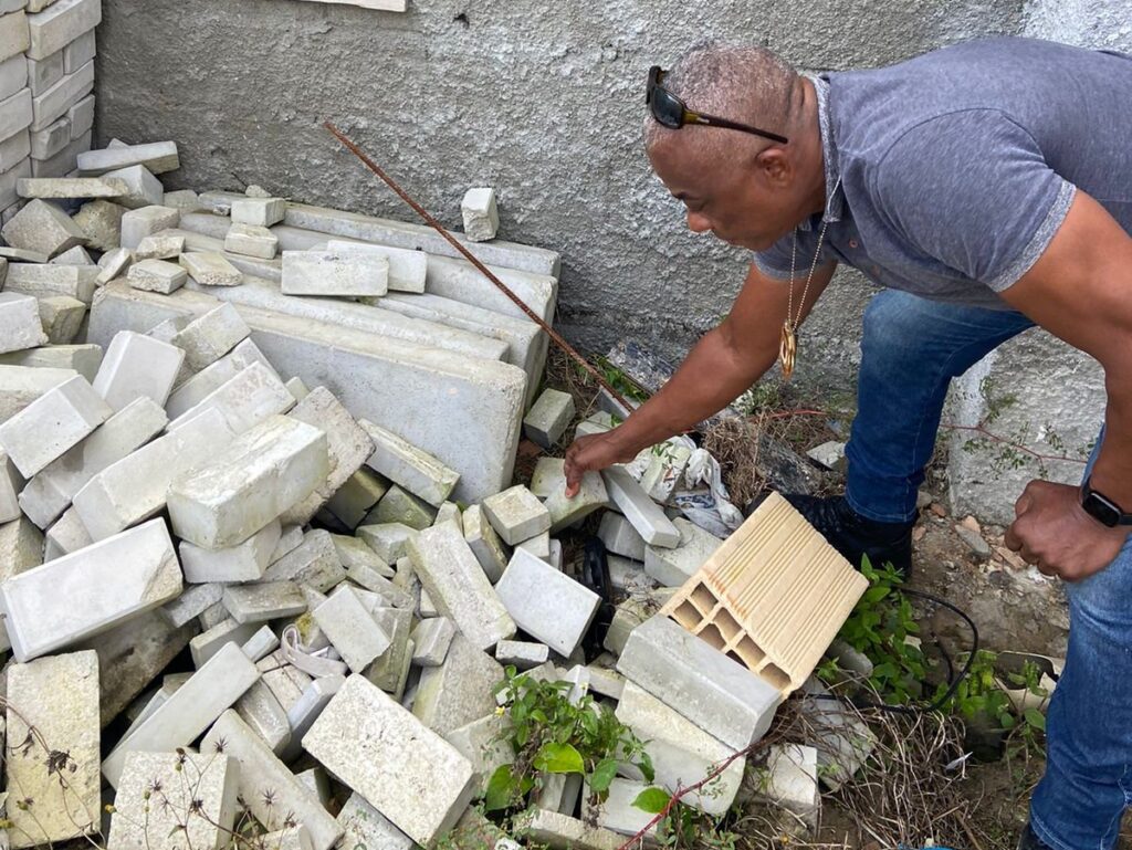 Eunápolis: Polícia Civil encontra armas usadas em emboscada que resultou em um morto e quatro feridos