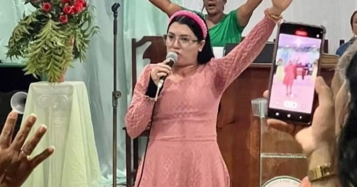 Marido indica que corpo encontrado carbonizado em Dias d’Ávila seria de cantora gospel desaparecida