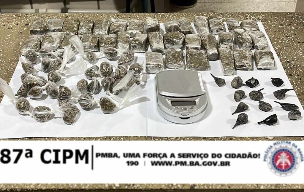 Teixeira: PM apreende quase meio quilo de maconha e cocaína no bairro Monte Castelo