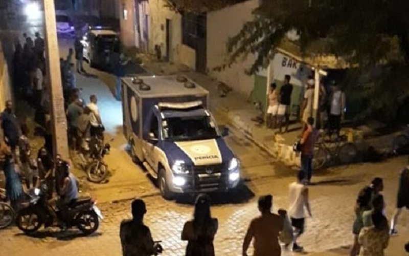 Violência: Homem de 35 anos é executado a tiros na porta de casa em Santa Cruz Cabrália