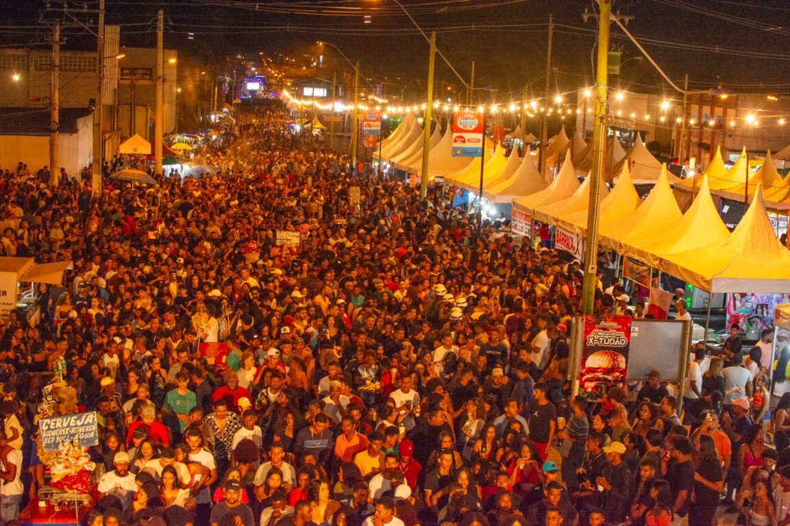 Teixeira: Guig Ghetto, Parangolé e O Maestro garantiram a folia no segundo dia de Festa da Cidade