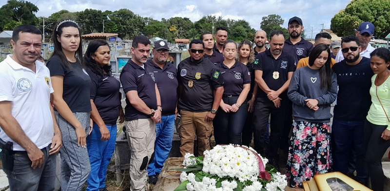 Teixeira: Despedida emocionante marca sepultamento de “Chicão do IML”