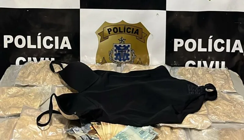 Itagimirim: Polícia civil prende mulher que transportava quase 4Kg de cocaína escondida no corpo