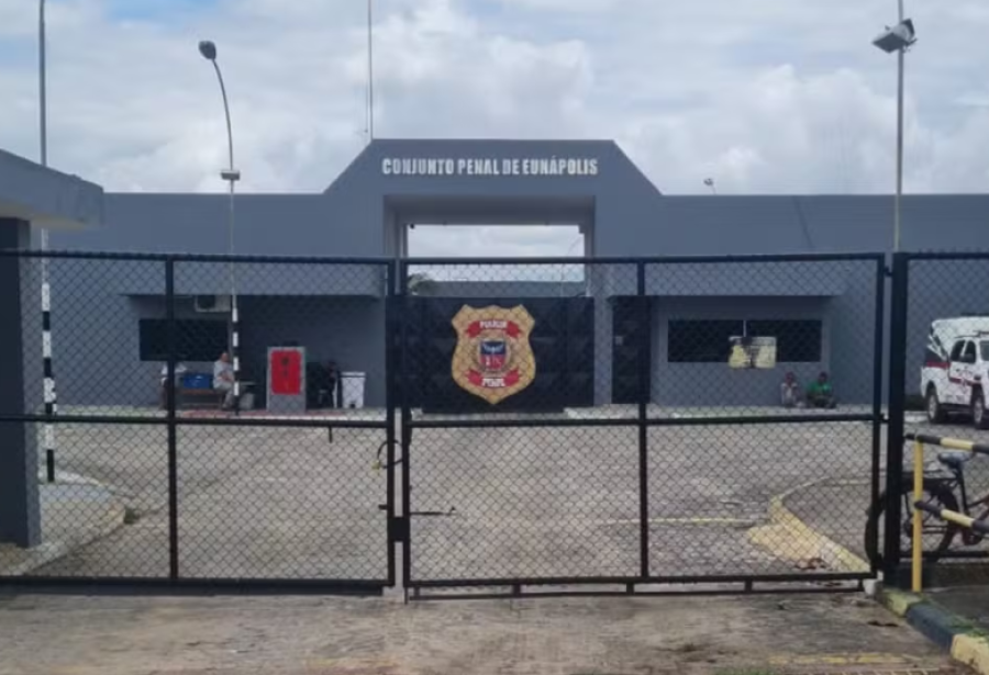 Secretário de Segurança Pública afasta diretoria de presídio após fuga de detentos em Eunápolis