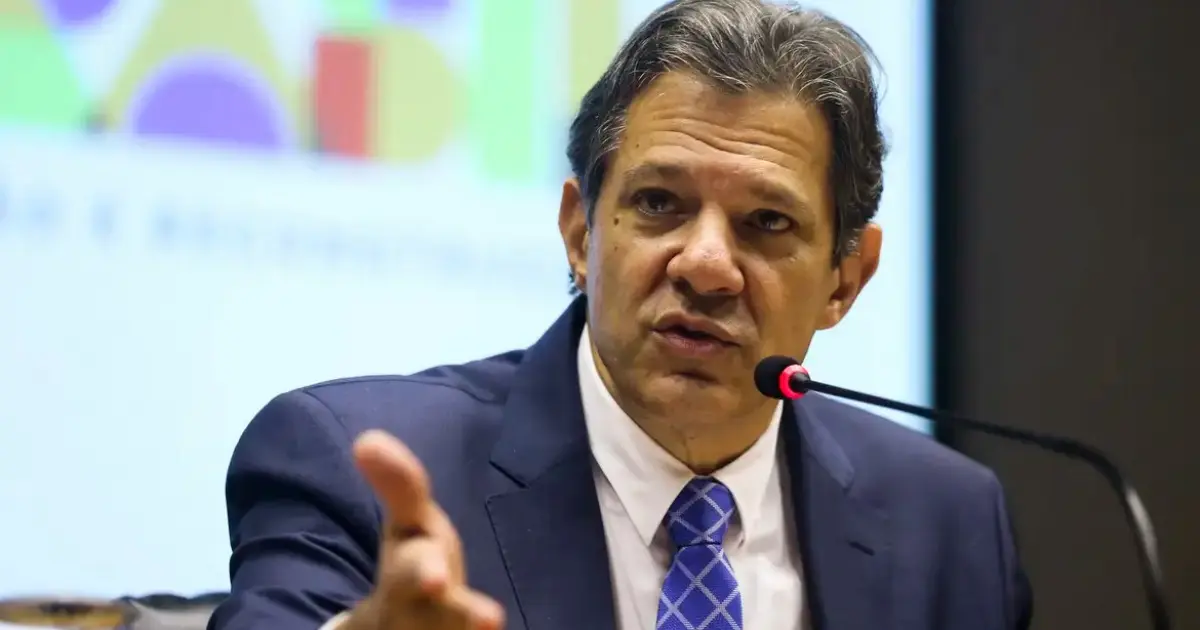 Haddad anuncia revogação de norma de fiscalização no Pix após disseminação de fake news sobre taxação