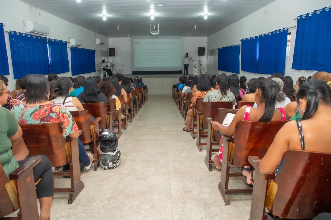 Teixeira: Secretaria de Educação promove formação para profissionais de apoio à inclusão escolar