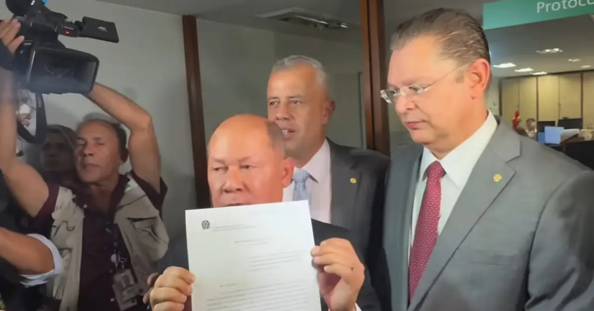 Oposição protocola pedido de “CPI do Roubo dos Aposentados”; saiba quais deputados baianos apoiaram a comissão
