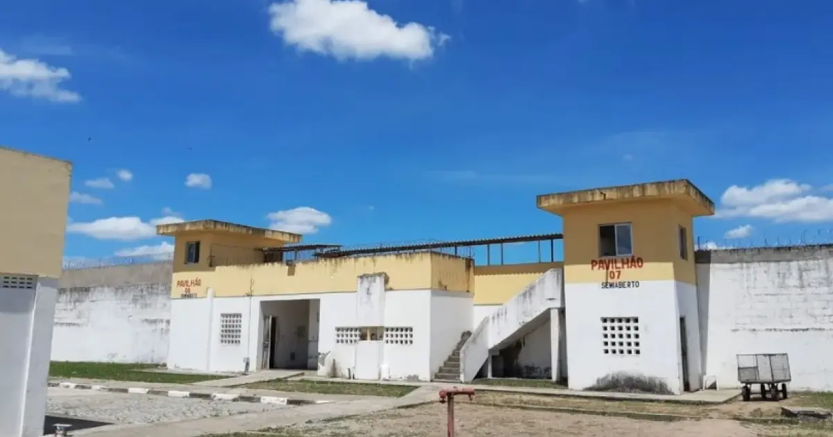 Operação é deflagrada no Extremo Sul baiano após emboscada contra diretor de presídio; motorista segue em estado grave
