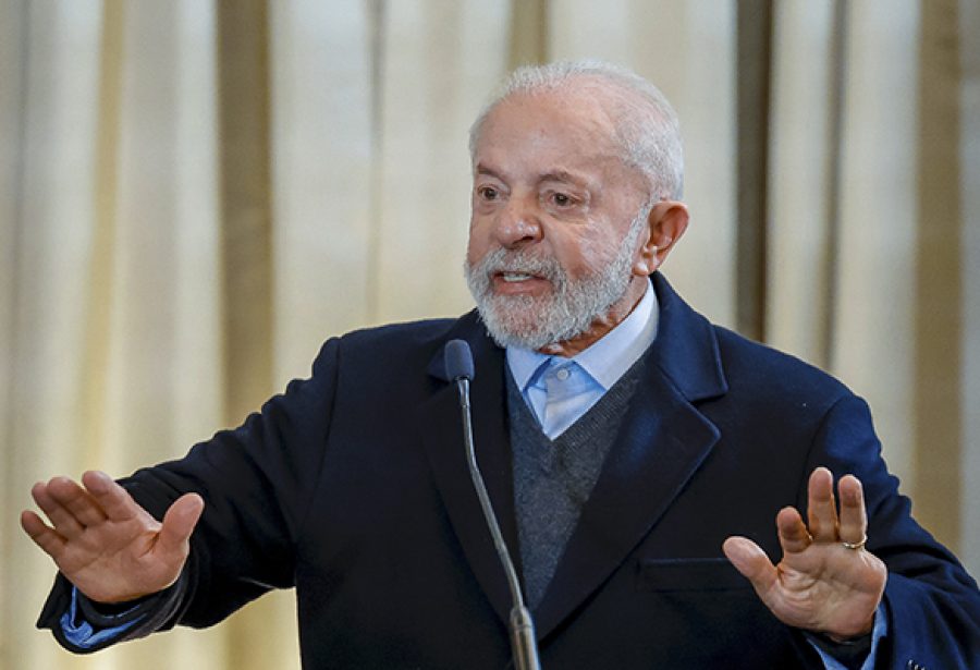Escândalo do INSS fez Lula cair em pesquisas, mostram sondagens internas do governo