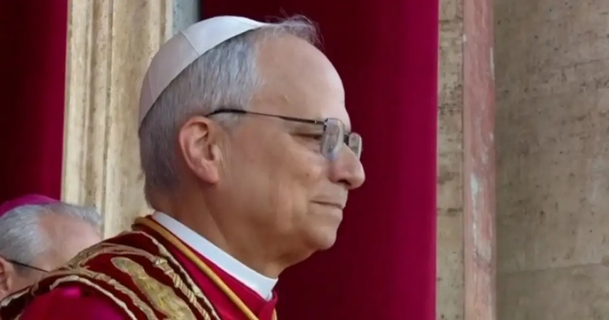Seguindo marca de Francisco, Papa Leão XIV prega diálogo e acolhimento da igreja em 1º discurso