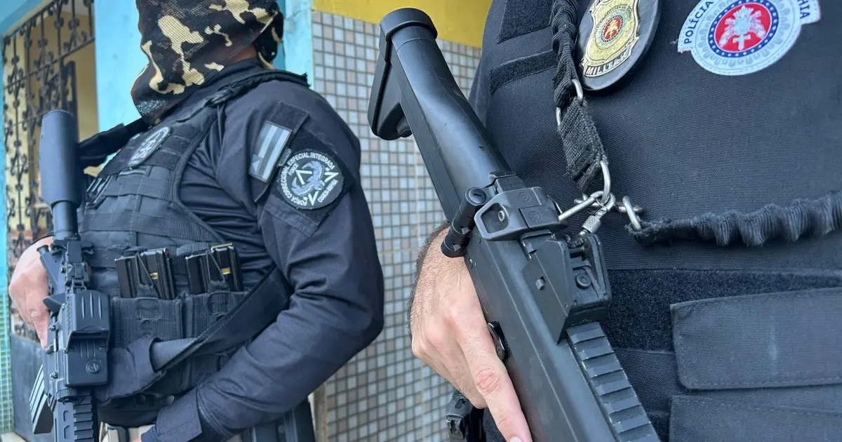 Operação prende cinco PMs acusados de tortura, coação e ameaça a testemunhas no Sul baiano