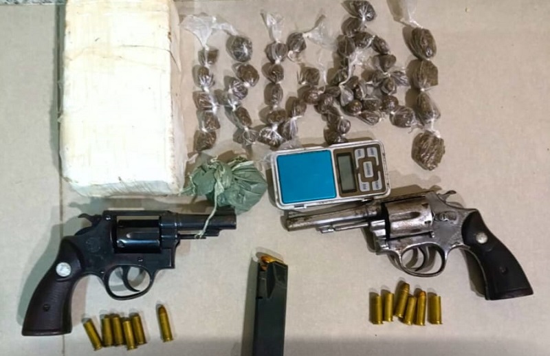 Porto Seguro: Criminosos armados morrem em confronto com RONDESP-ES; armas e drogas são apreendidas